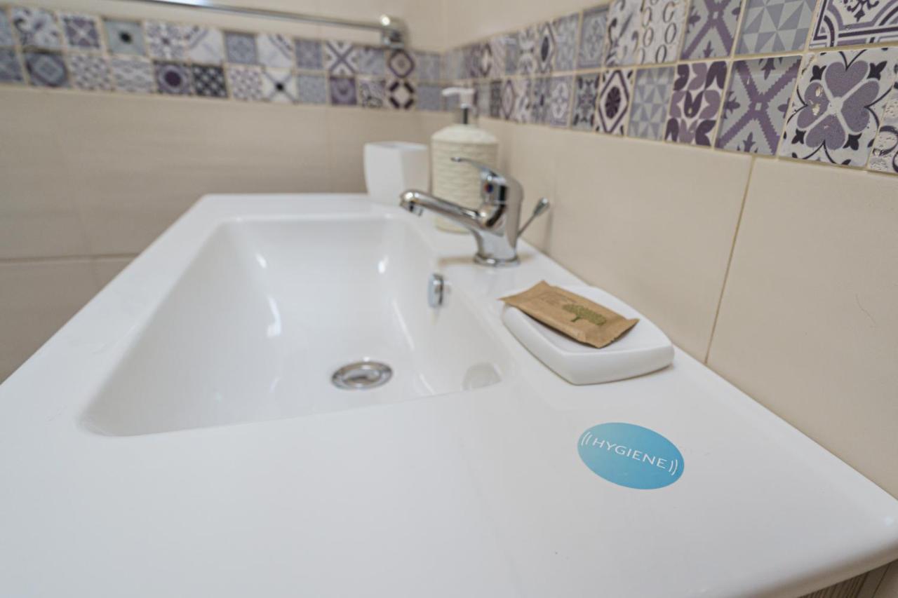 Holiday In Home Suite Archimede Catania Eksteriør bilde