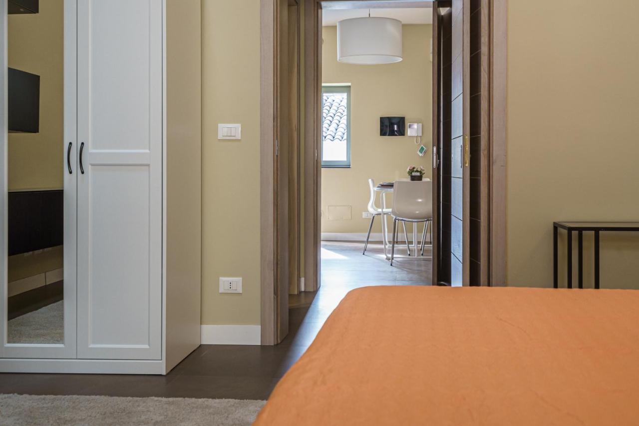 Holiday In Home Suite Archimede Catania Eksteriør bilde